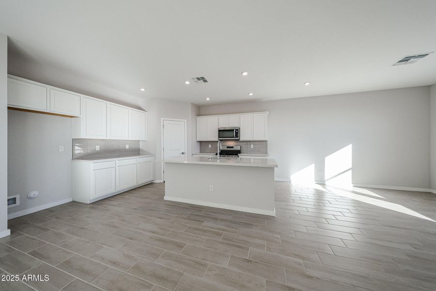 10_2-story-home-with-view_for-sale_Arizo