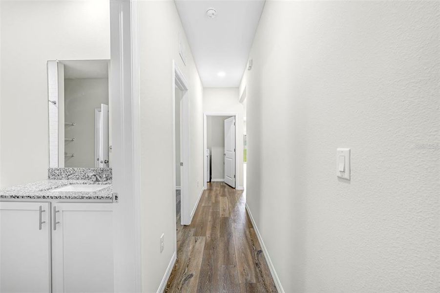 Spacious, unfurnished interior of a new home in , Weeki Wachee (Image 40).