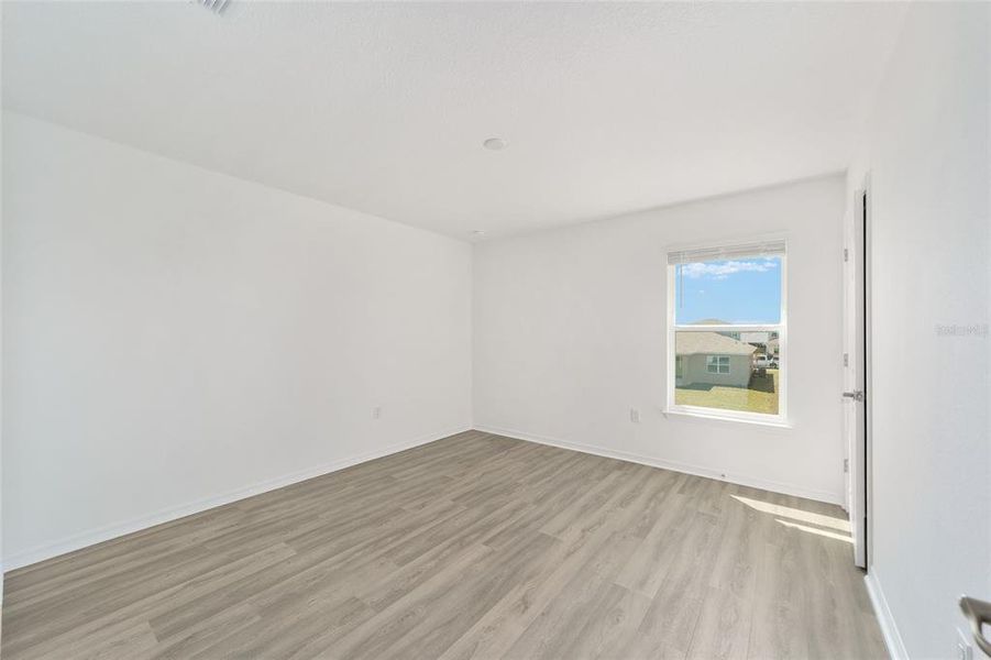 Spacious, unfurnished interior of a new home in Calesa Township, Ocala (Image 44).