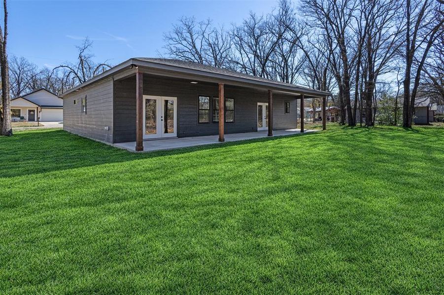 Exterior details and patio area of a home in , Payne Springs (Image 3). Exterior details and patio area of a home in , Payne Springs (Image 3).
