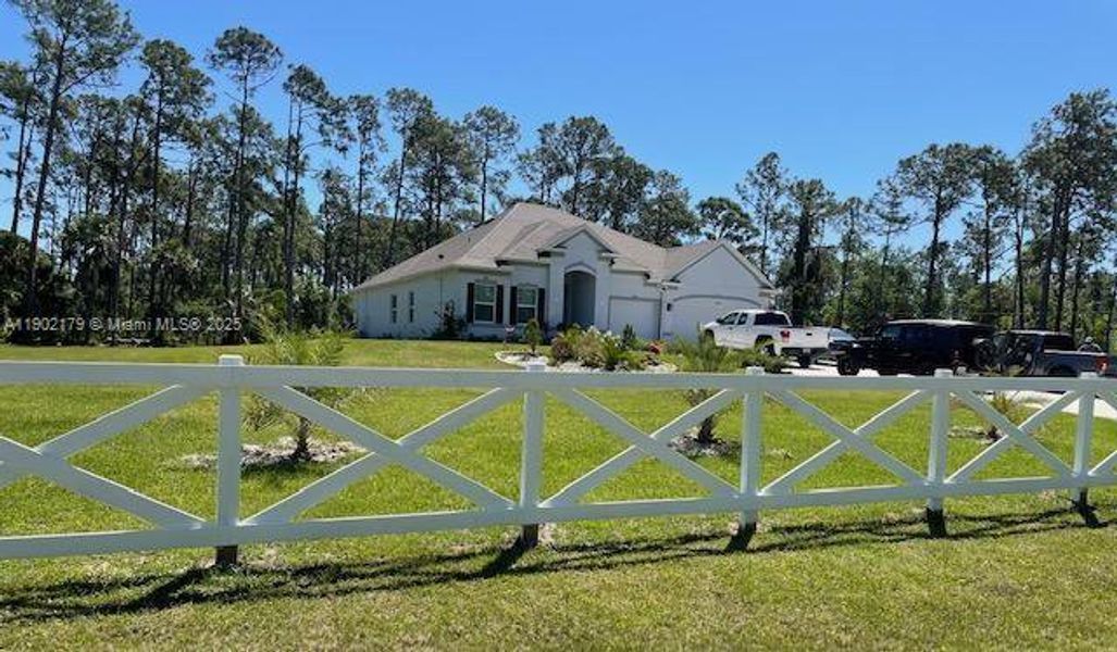 Community amenities in , North Port (Image 11). Community amenities in , North Port (Image 11).