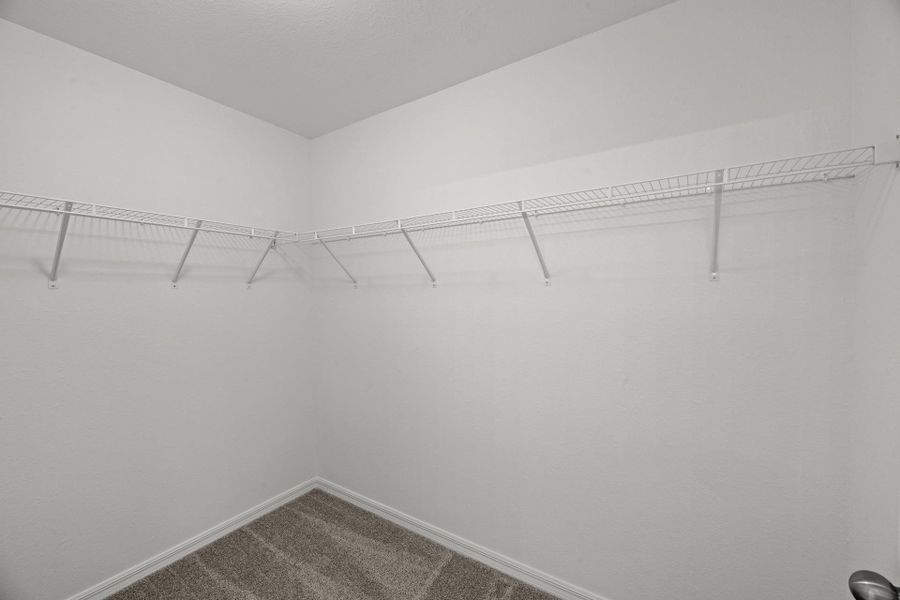 Spacious, unfurnished interior of a new home in Palm Bay Spot Lots, Palm Bay (Image 17).