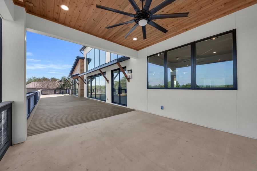 Exterior details and patio area of a home in , Horseshoe Bay (Image 3).