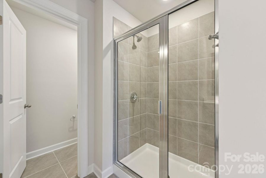 Photo is not of the actual home, but is an inspirational photo of builder’s model home and may depict options, furnishings, and/or decorator features that are not included Photo is not of the actual home, but is an inspirational photo of builder’s model home and may depict options, furnishings, and/or decorator features that are not included