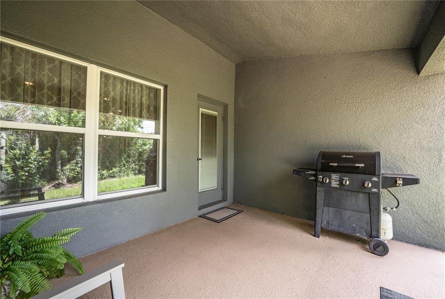 Exterior details and patio area of a home in , Winter Haven (Image 3).