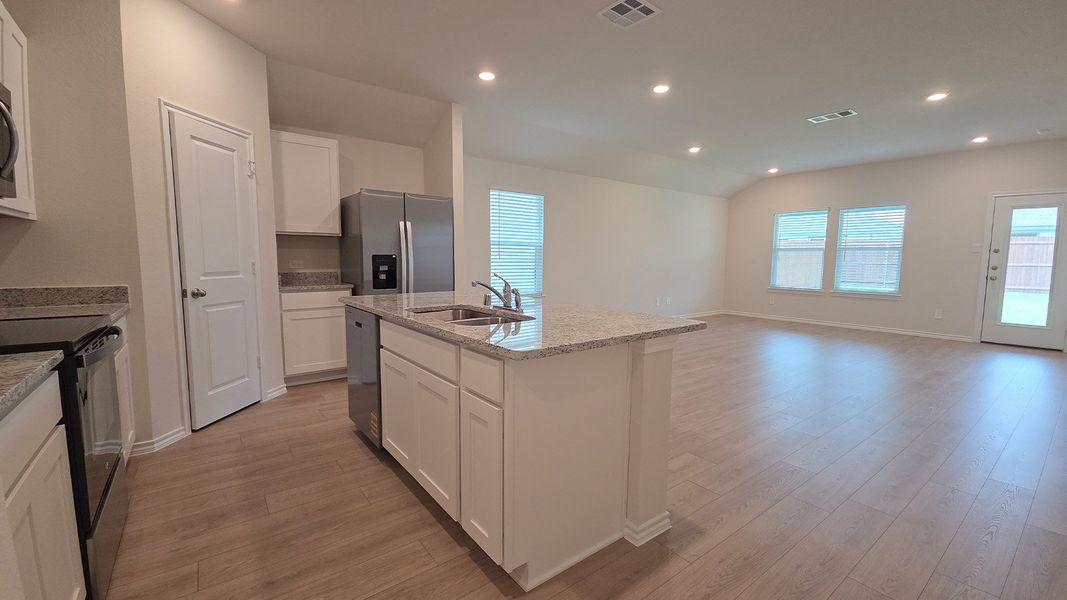 Furnished interior view inside a new home in Wildwood, Royse City (Image 11).