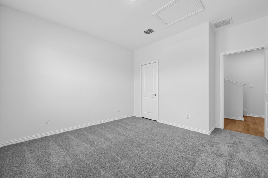 Spacious, unfurnished interior of a new home in Parks at Foster Crossing, Anna (Image 23).