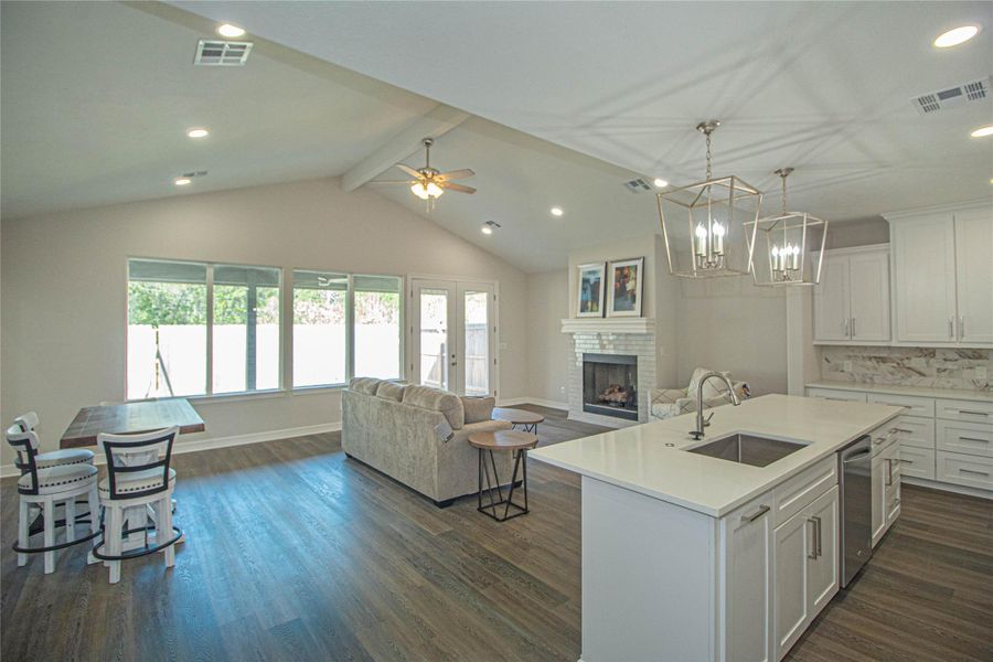 Furnished interior view inside a new home in , Livingston (Image 13).