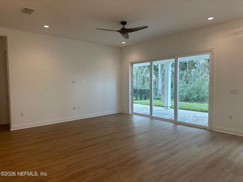 Spacious, unfurnished interior of a new home in Shores at RiverTown, St. Johns (Image 20).