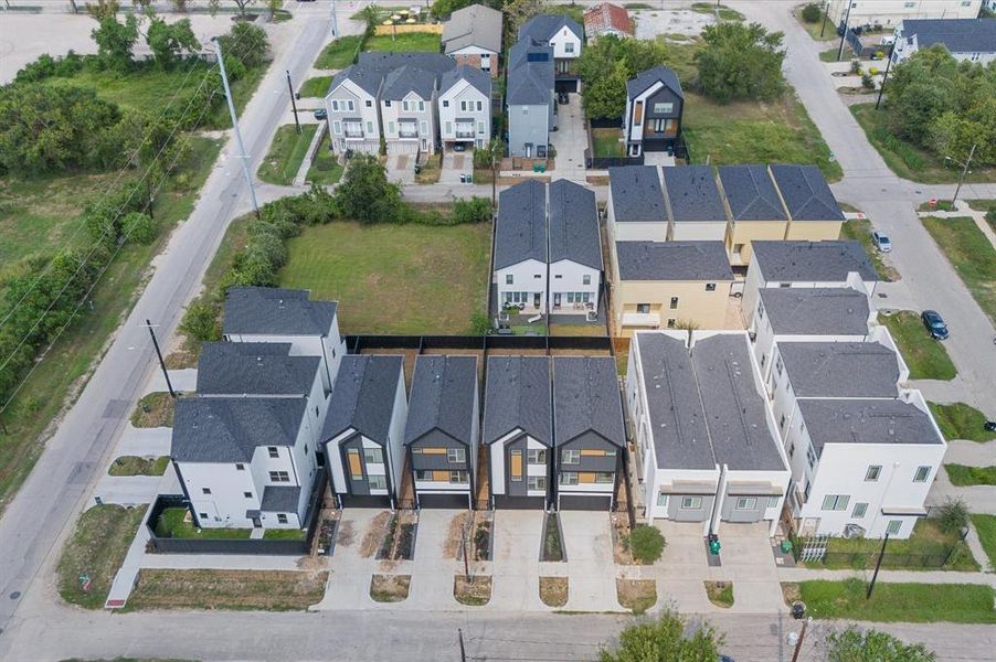 Residential block of Live Oak St. and Drew Ave.