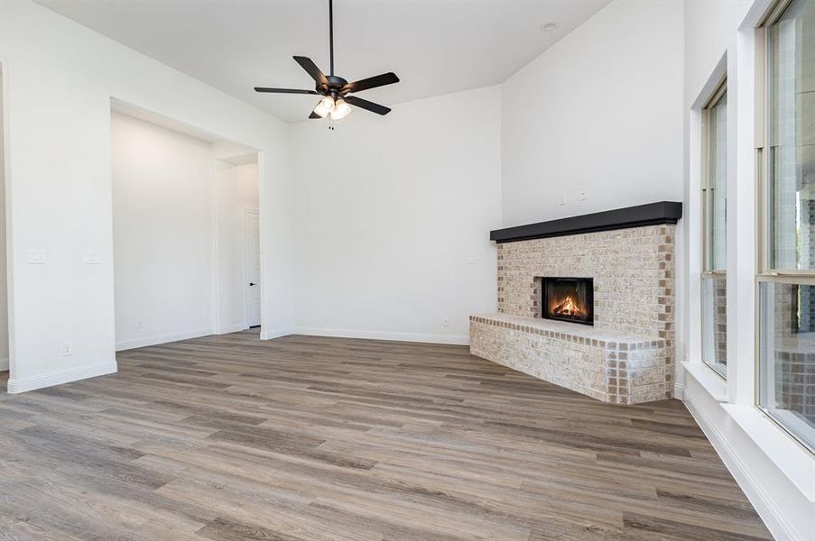 Spacious, unfurnished interior of a new home in Sagebrush Addition, Midlothian (Image 22).