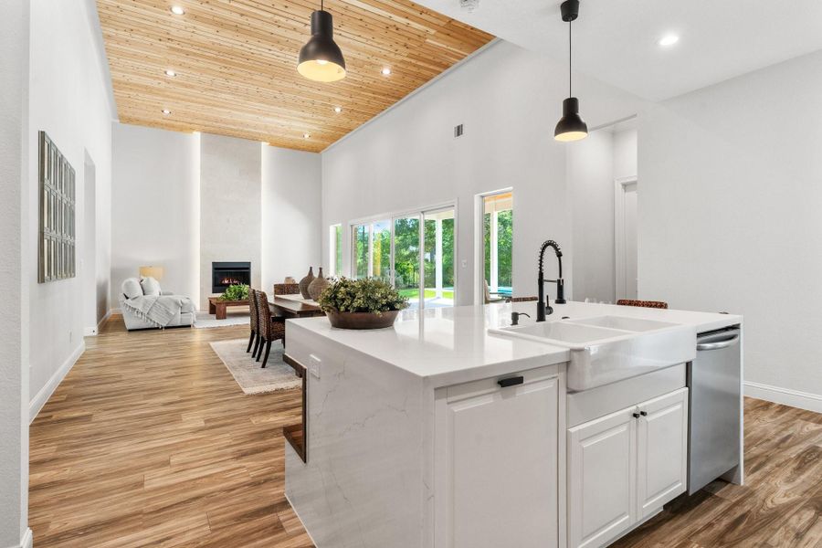 Furnished interior view inside a new home in , Tomball (Image 35). Furnished interior view inside a new home in , Tomball (Image 35).