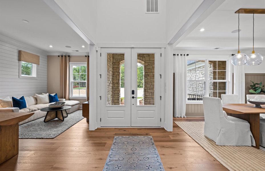 Representative furnished interior of a home built from the Stonegate by Pulte Homes in The Retreat at Carolina Ridge, Harrisburg (Image 12).