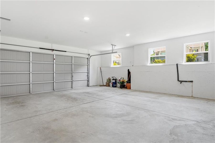 Spacious, unfurnished interior of a new home in , Douglasville (Image 42).