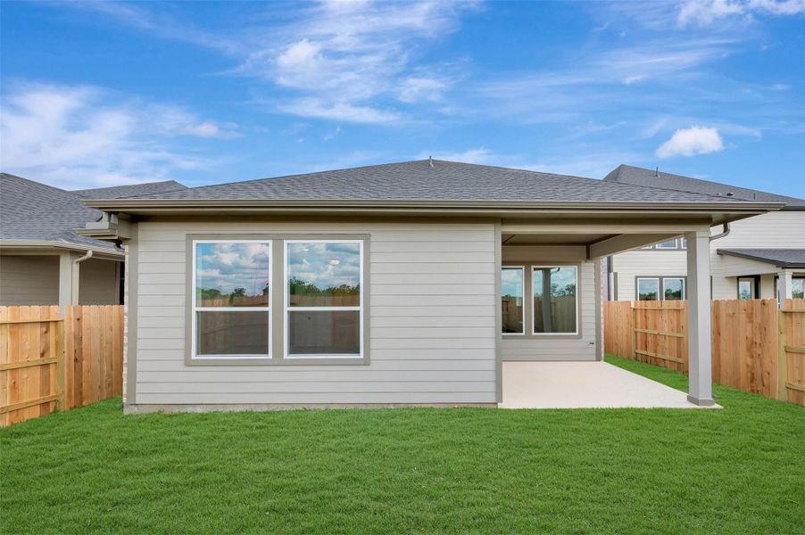 Exterior details and patio area of a home in The Grand Prairie - Meadow Collection, Hockley (Image 27).