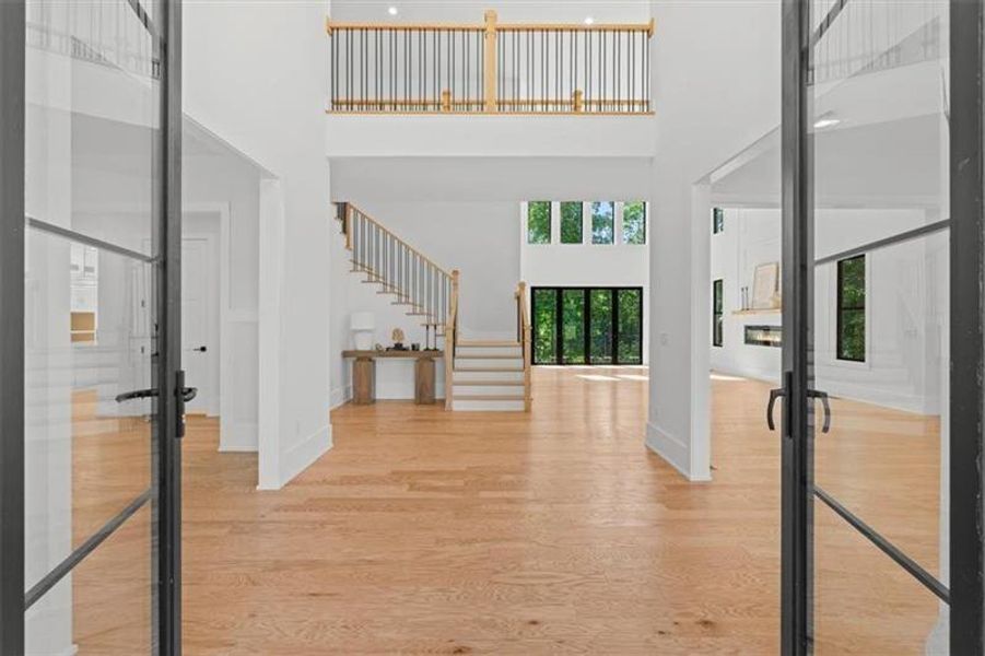 Spacious, unfurnished interior of a new home in , Acworth (Image 60).