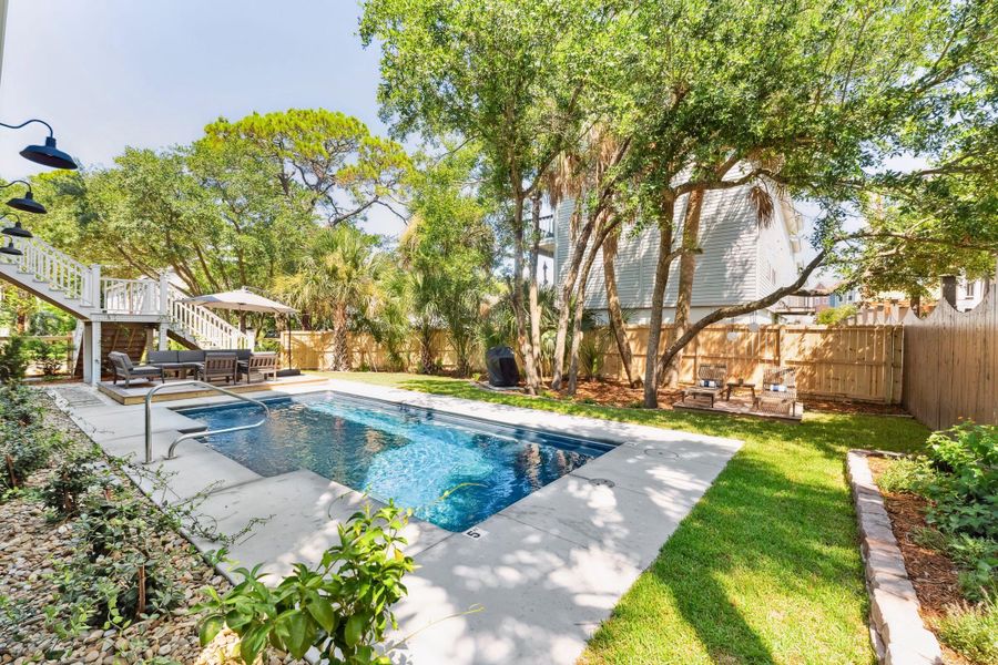 Image 66 of a home in .