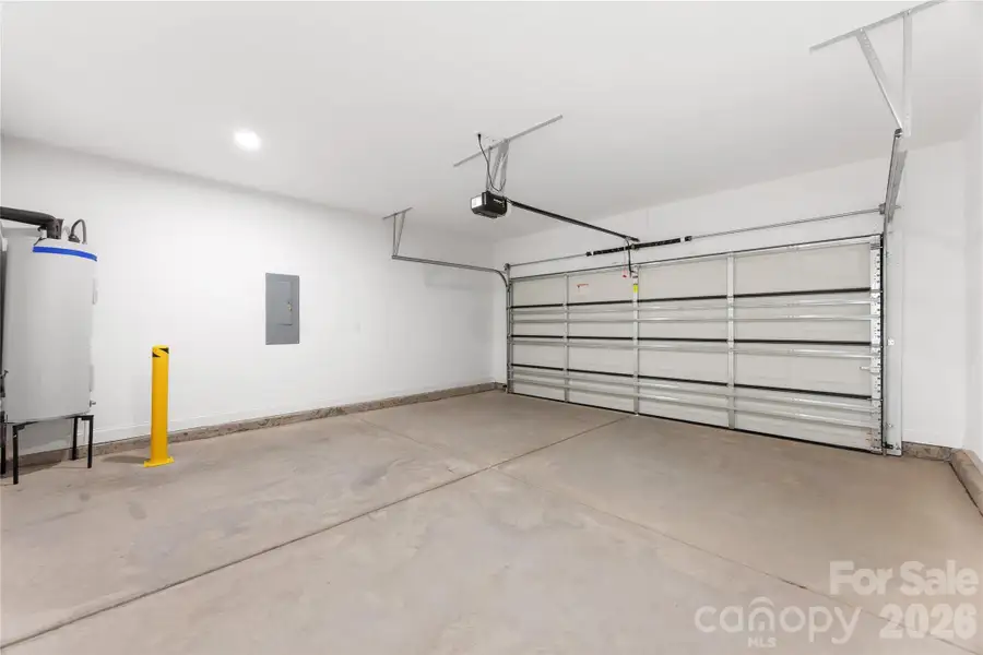 Spacious, unfurnished interior of a new home in , Statesville (Image 25).