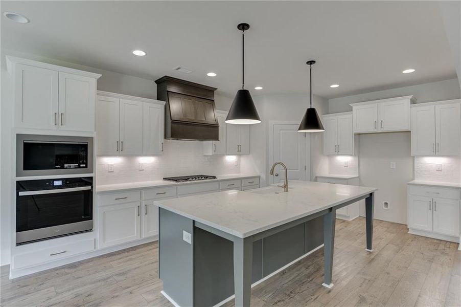 Furnished interior view inside a new home in , Buford (Image 11).