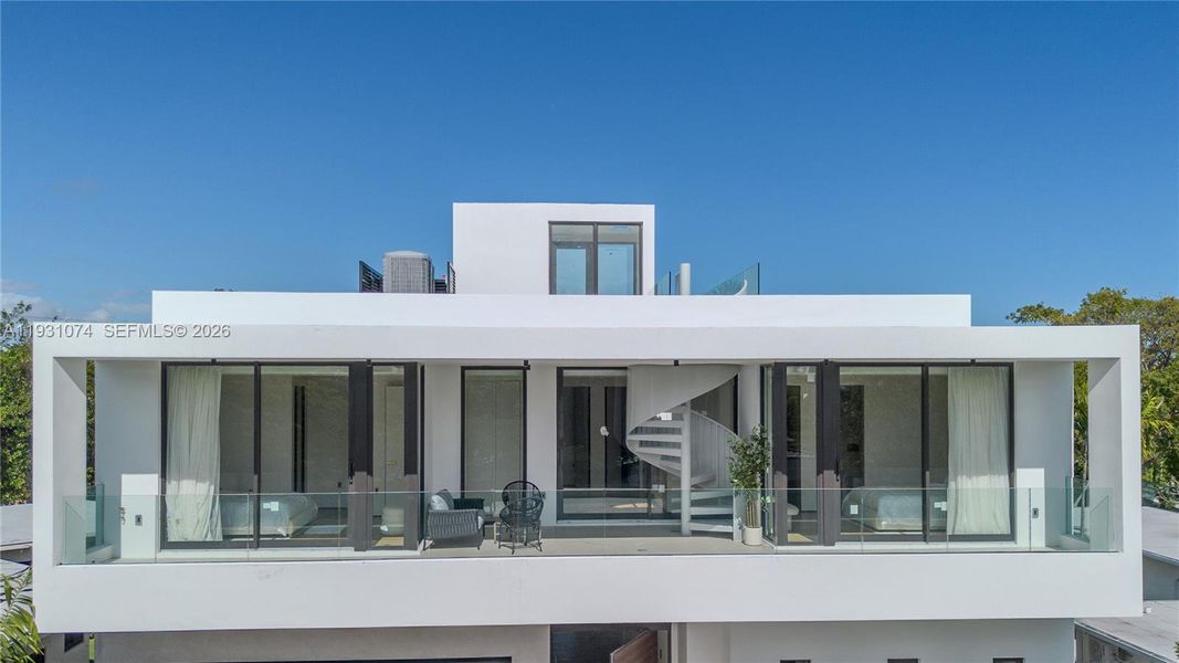 Exterior details and patio area of a home in , Miami Beach (Image 39).