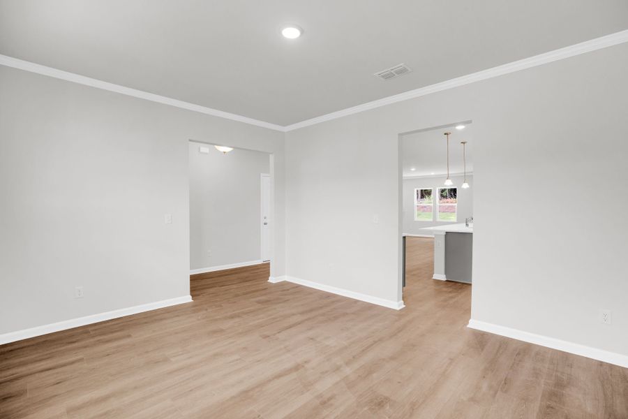 Spacious, unfurnished interior of a new home in Carriage Estates, Lexington (Image 51).