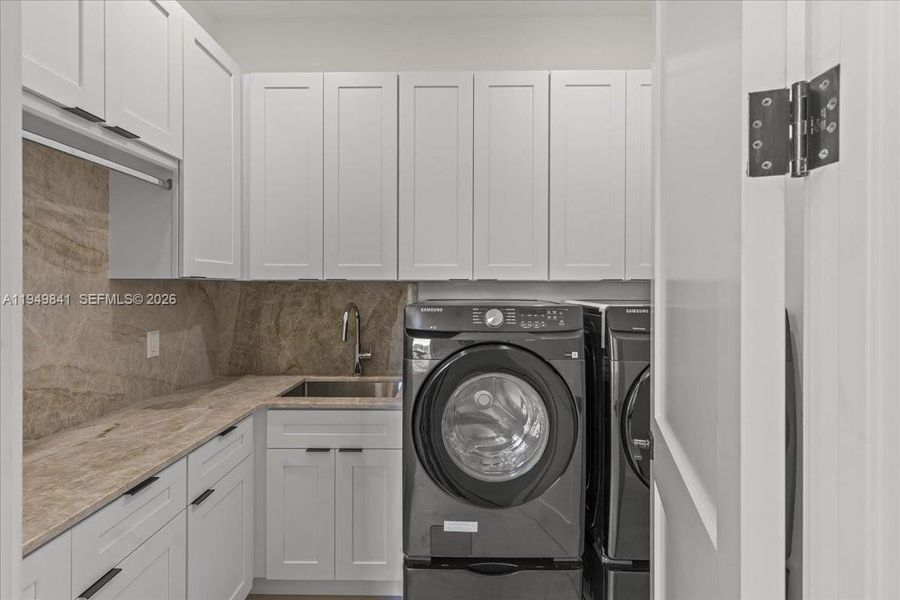 Furnished interior view inside a new home in , Pinecrest (Image 13).