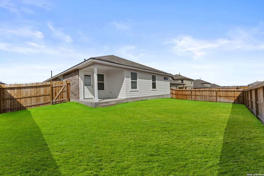 Exterior details and patio area of a home in Steele Creek, Cibolo (Image 2).