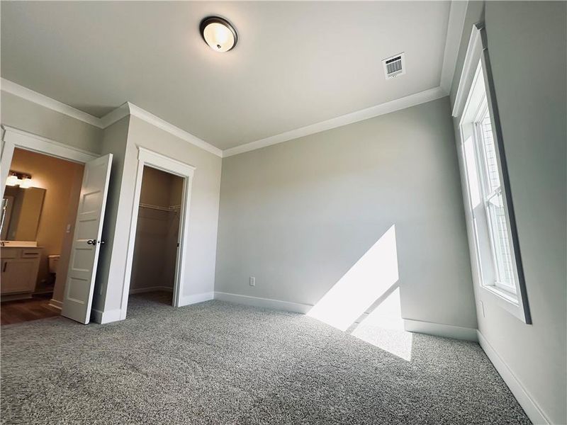 Spacious, unfurnished interior of a new home in Summerlin, Winder (Image 53).