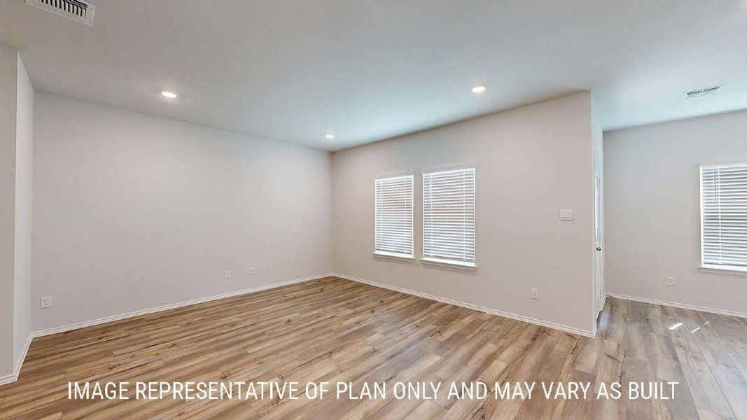 Spacious, unfurnished interior of a new home in Turnbo Ranch, Killeen (Image 20).