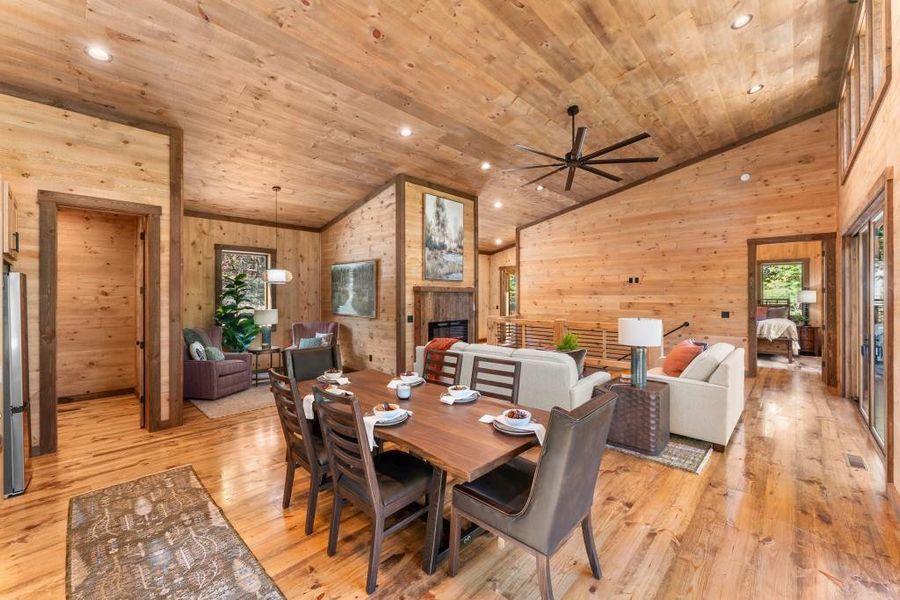 Community amenities in , Blue Ridge (Image 34).