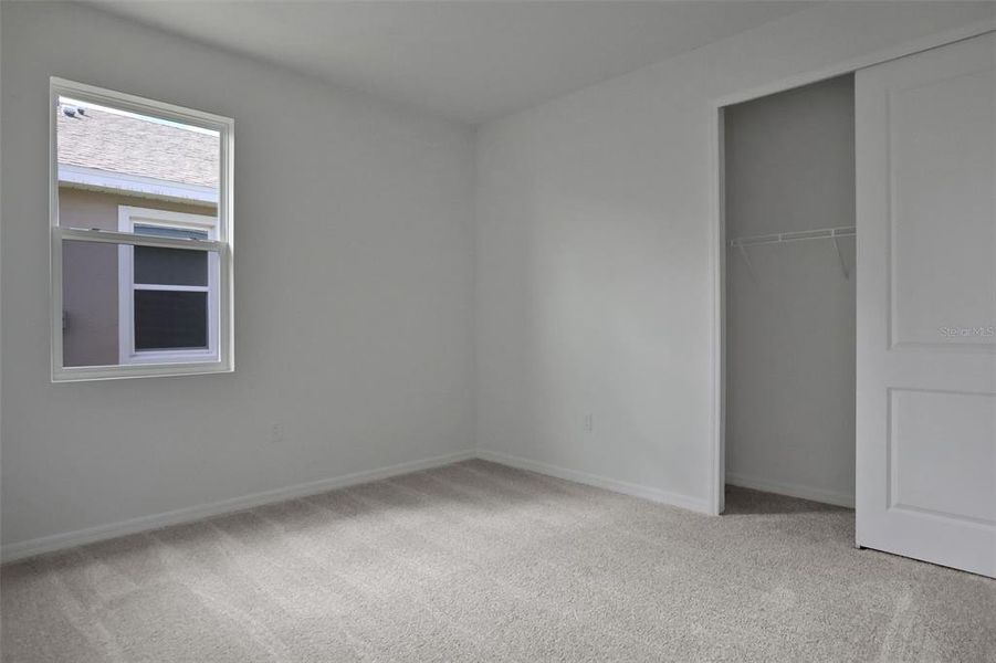 Spacious, unfurnished interior of a new home in Turnleaf, Punta Gorda (Image 15).