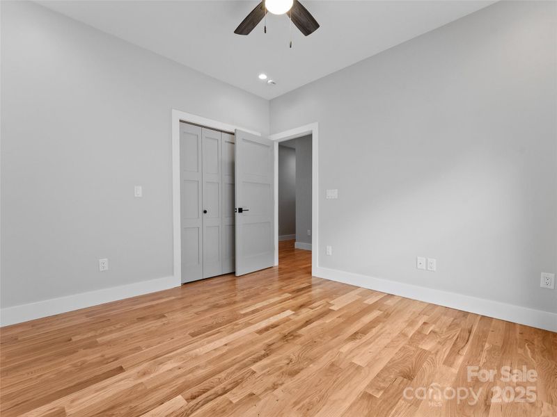 Spacious, unfurnished interior of a new home in , Brevard (Image 23).