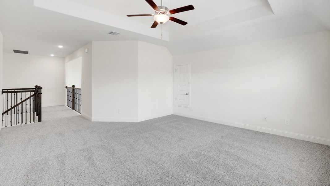 Representative furnished interior of a home built from the Dartmouth by DRB Homes in Brookewater, Rosenberg (Image 15).