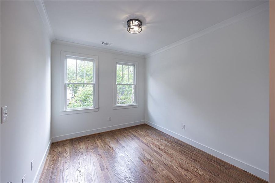 Spacious, unfurnished interior of a new home in , Atlanta (Image 28).