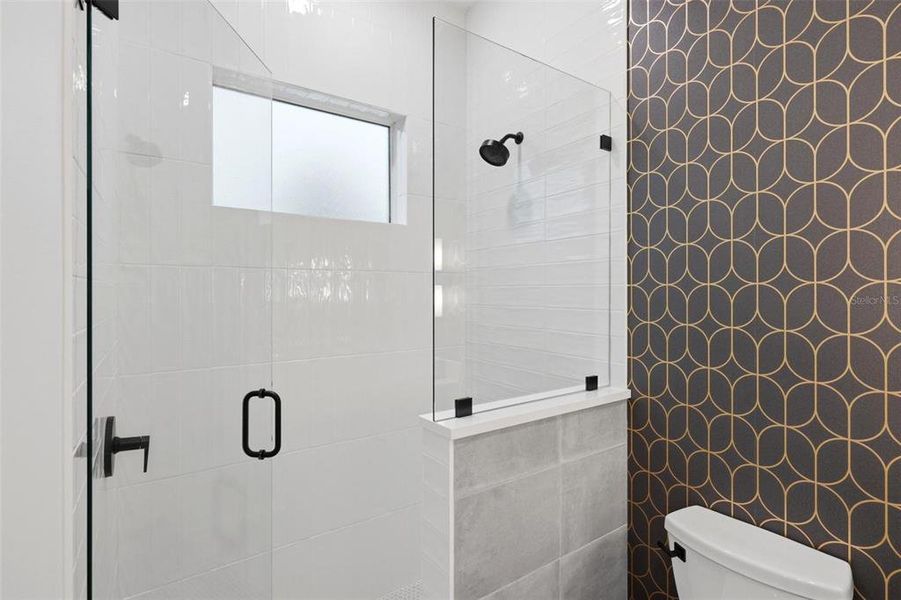 Furnished interior view inside a new home in , Sarasota (Image 46).