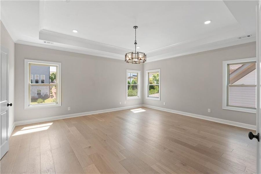 Spacious, unfurnished interior of a new home in Bellwyn, Johns Creek (Image 40).
