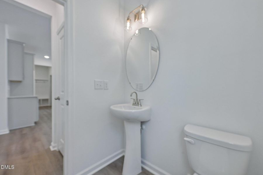 25-web-or-mls-Ken Dr-S2304-025
