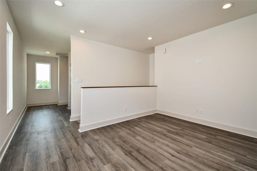 2ND FLOOR - Flex Room 10X14 2ND FLOOR - Flex Room 10X14