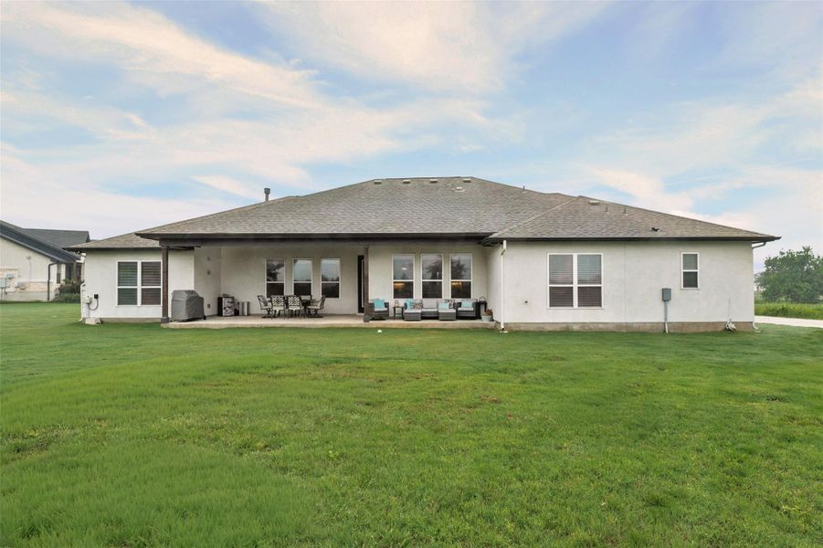 Exterior details and patio area of a home in , Salado (Image 3).