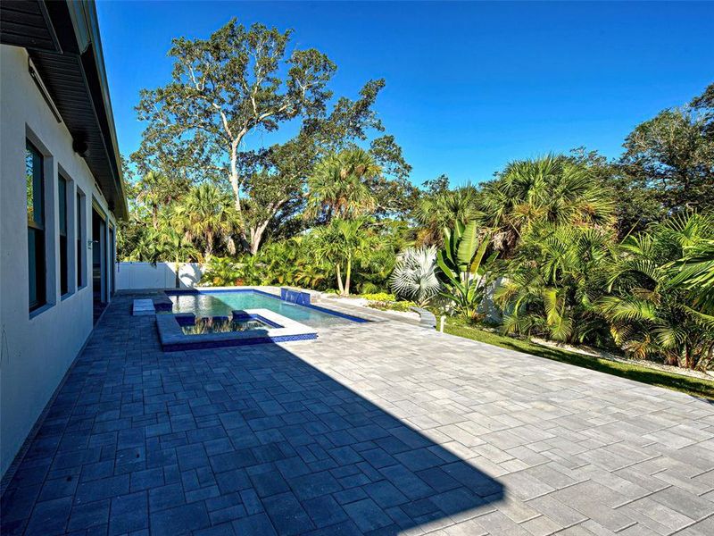 Image 50 of a home in .