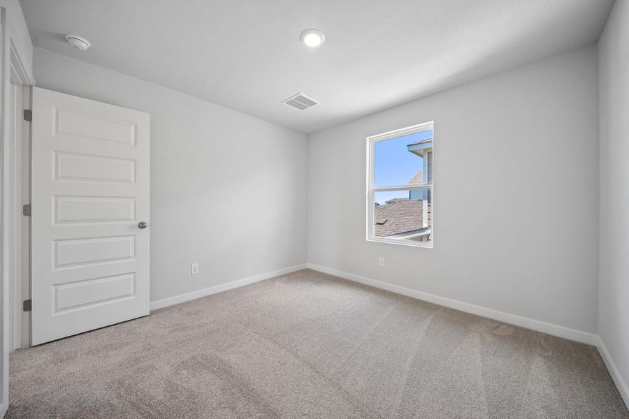 Spacious, unfurnished interior of a new home in Eastwood at Sonterra, Jarrell (Image 28). Spacious, unfurnished interior of a new home in Eastwood at Sonterra, Jarrell (Image 28).