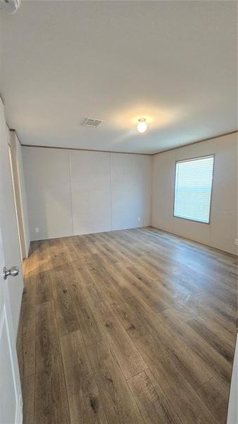 Spacious, unfurnished interior of a new home in , New Port Richey (Image 8).