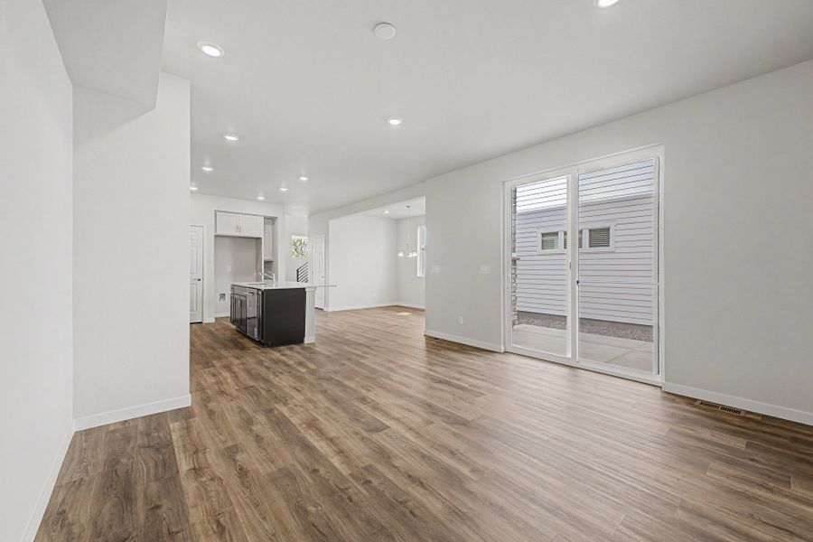 Spacious, unfurnished interior of a new home in Painted Prairie, Aurora (Image 22).
