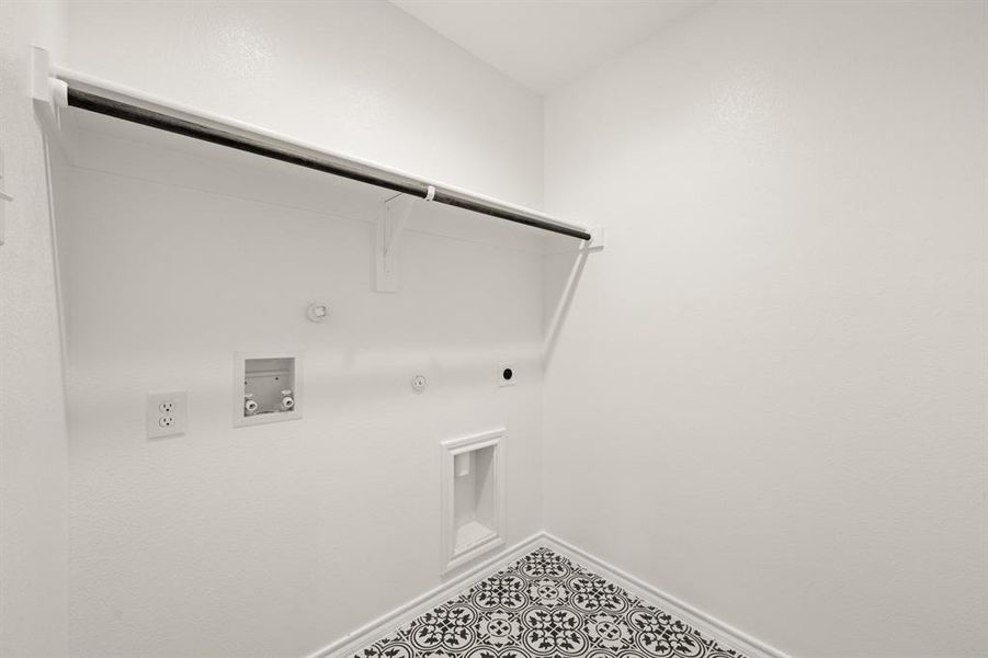 304 COmanche- Living Room (3)