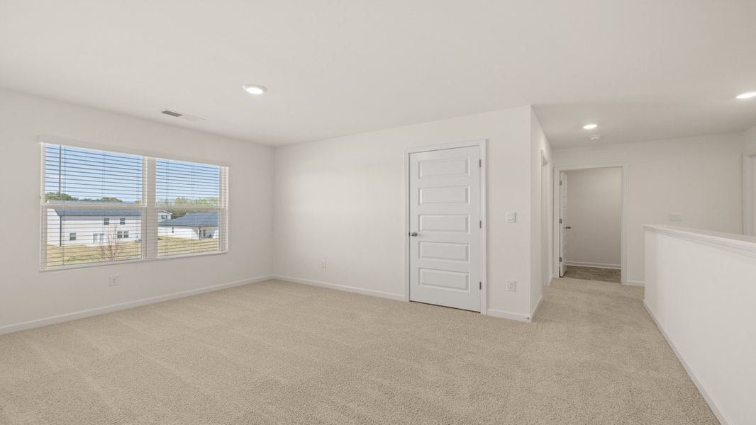 Spacious, unfurnished interior of a new home in Champion's Run, Lithonia (Image 24).