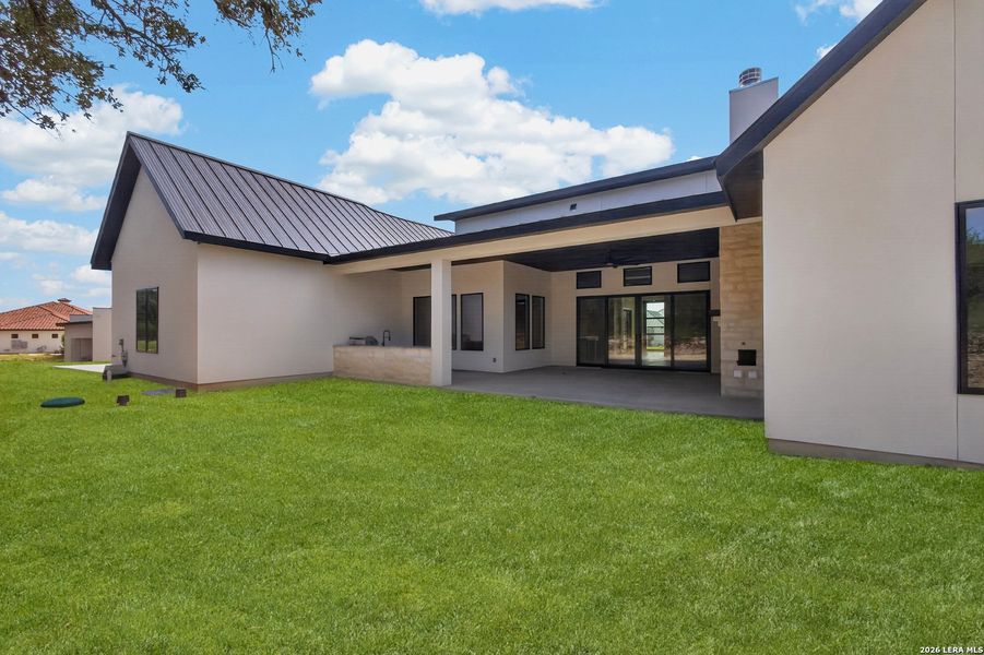 Exterior details and patio area of a home in , San Antonio (Image 26).