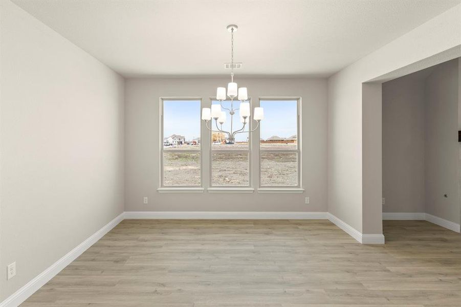 9_10. 539 San Angelo - Dining 9_10. 539 San Angelo - Dining