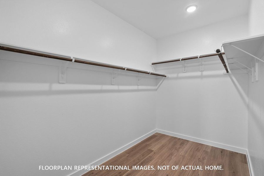 Spacious, unfurnished interior of a new home in Summerview, Fulshear (Image 16).