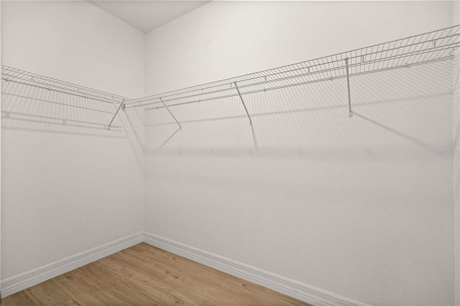 Spacious, unfurnished interior of a new home in , Citrus Springs (Image 16).