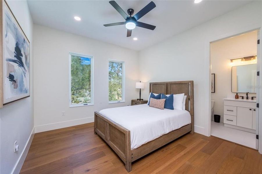 Furnished interior view inside a new home in , Sarasota (Image 53).